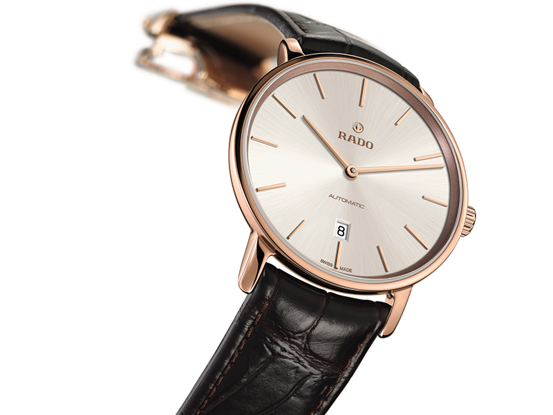 الدفء والتألق يخيّمان على موسم الاعياد مع ساعة DiaMaster Ceramos Automatic من Rado